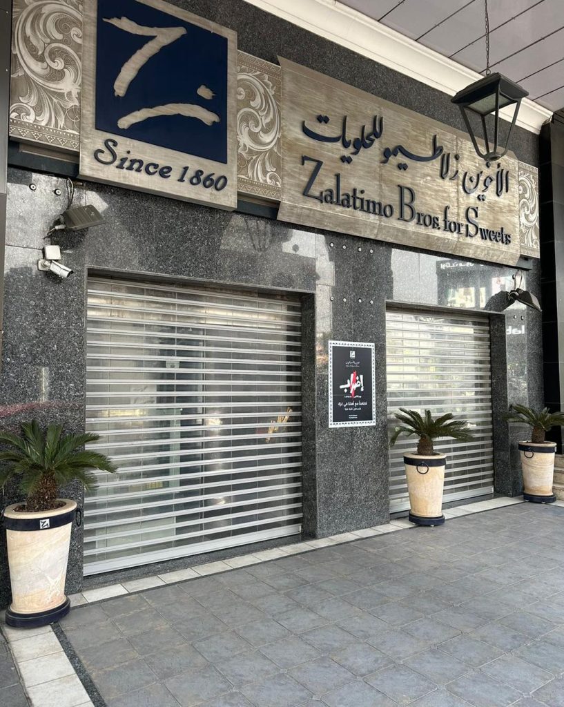 No photo description available.